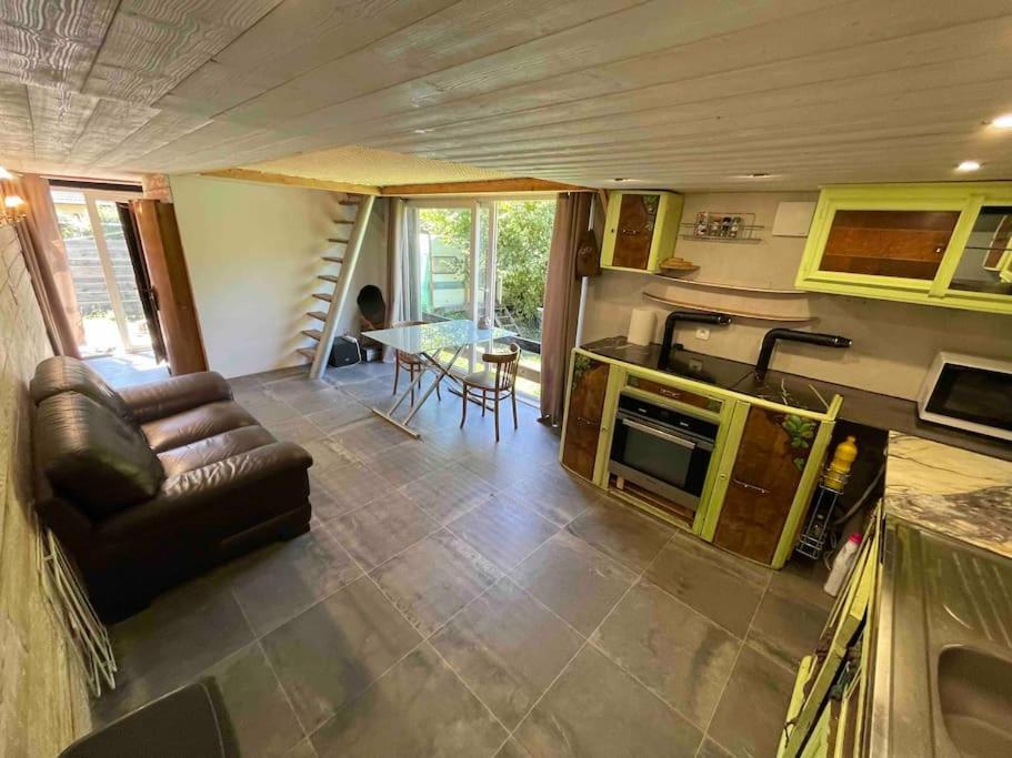 La Tiny House De Chaparon Appartement Lathuile Buitenkant foto